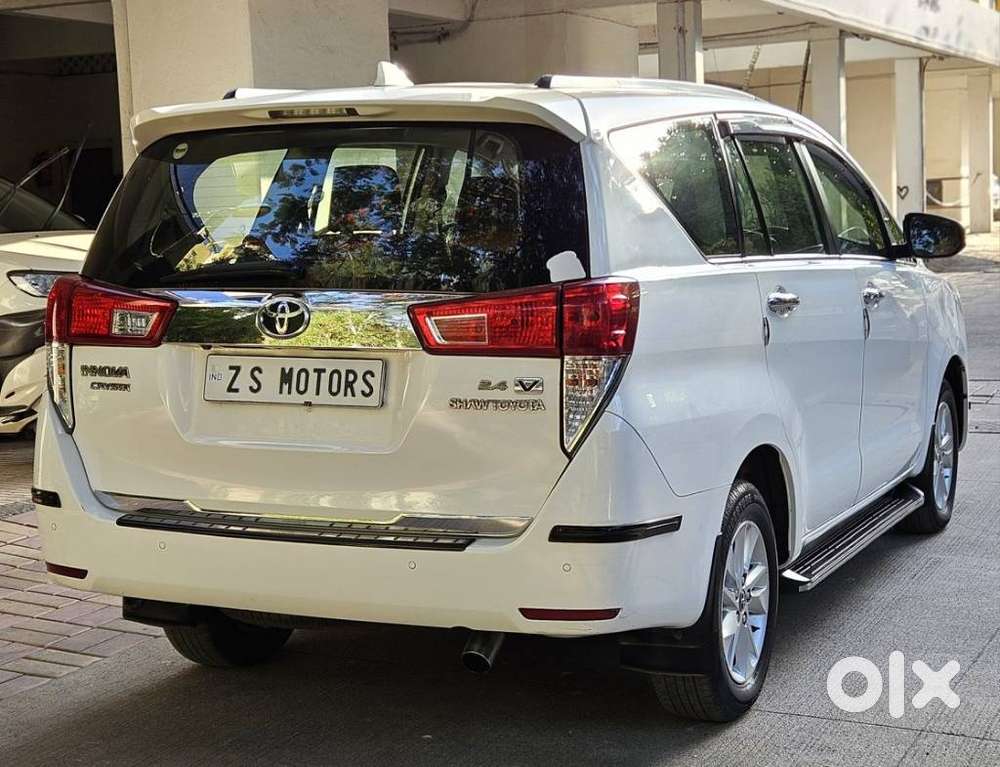 Toyota Innova Crysta 2.4 Vx Mt, 2019, Diesel