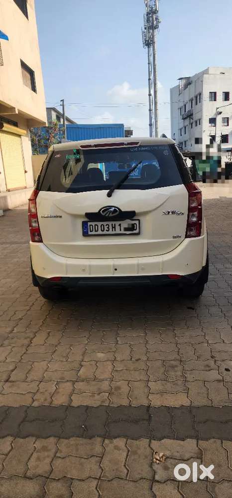 Mahindra Xuv500 2015 Diesel 133265 Km Driven Family Use Car