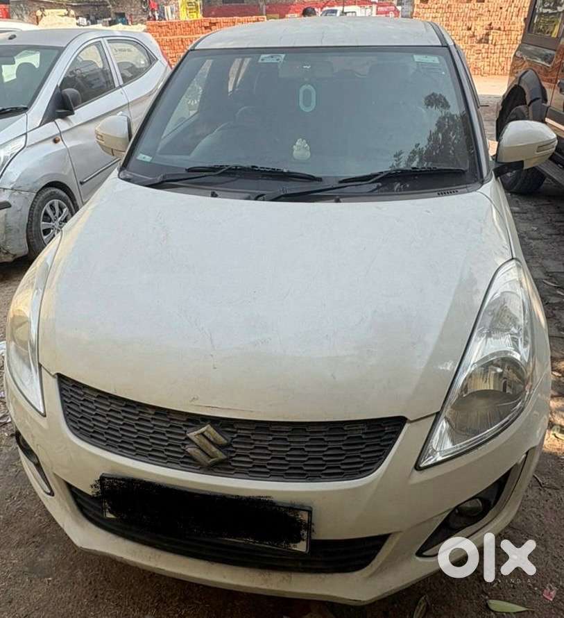 Swift Maruti Suzuki 2014 Manual Petrol