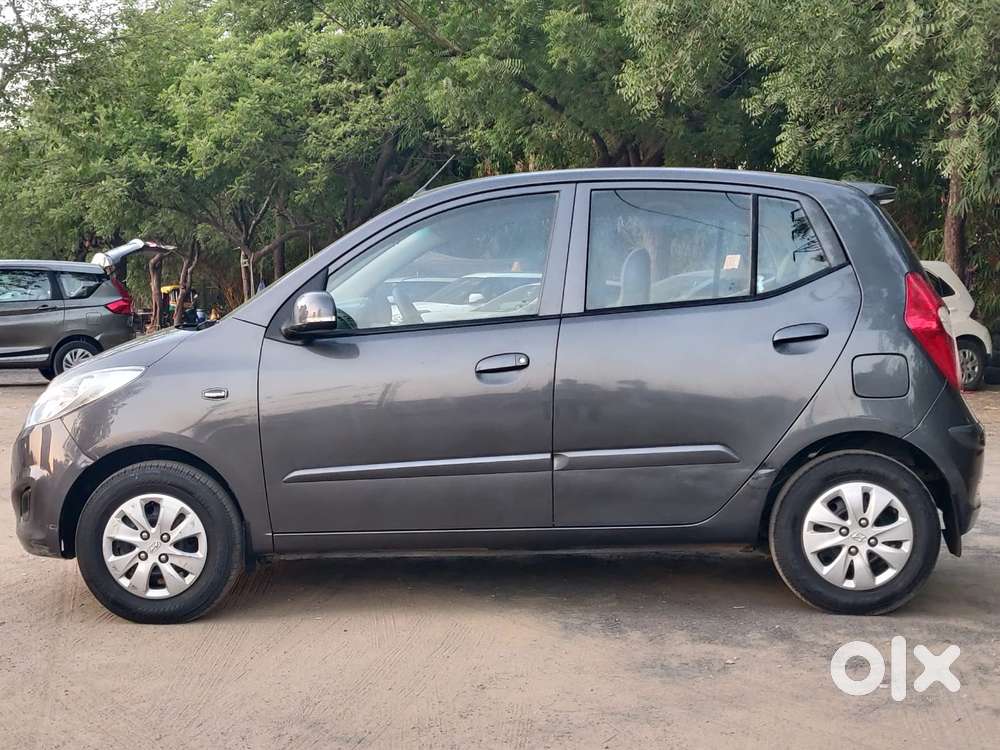 Hyundai I10 Sportz At, 2011, Petrol
