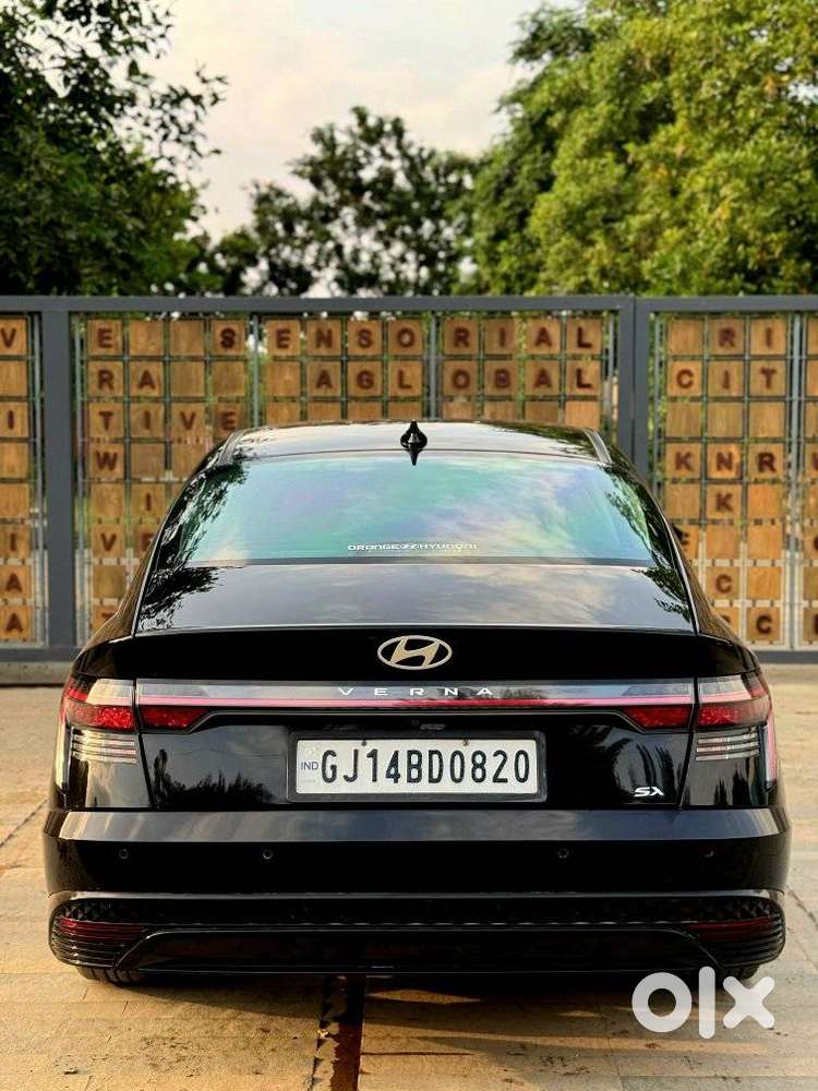 Hyundai Verna 1.5 Sx (o) Vtvt, 2023, Petrol