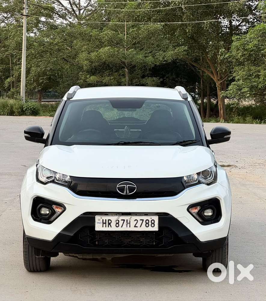 Tata Nexon 1.2 Revotron Xt, 2022, Petrol