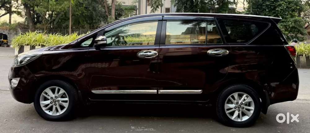 Toyota Innova Crysta [2020-ongoing] 2.4 Gx 8 Str, 2017, Diesel