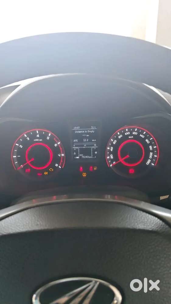 Mahindra Xuv300 2019 Petrol 70000 Km Driven