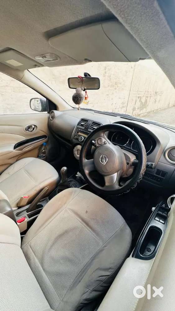 Nissan Sunny 2012 Diesel Well Maintained Top Model Push Button Start