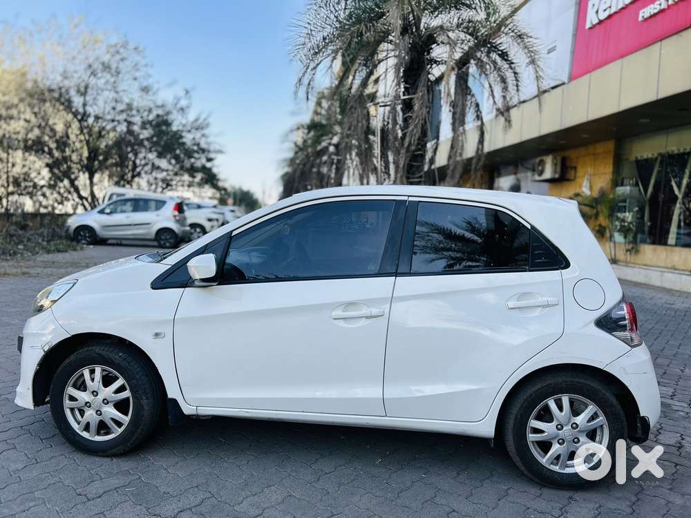 Honda Brio 2011-2013 V Mt, 2012, Petrol