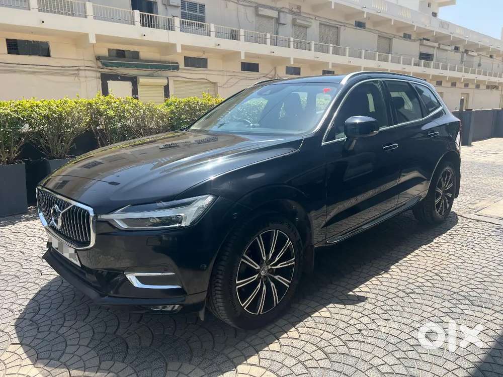 Color Onyx Black Immaculate Condition