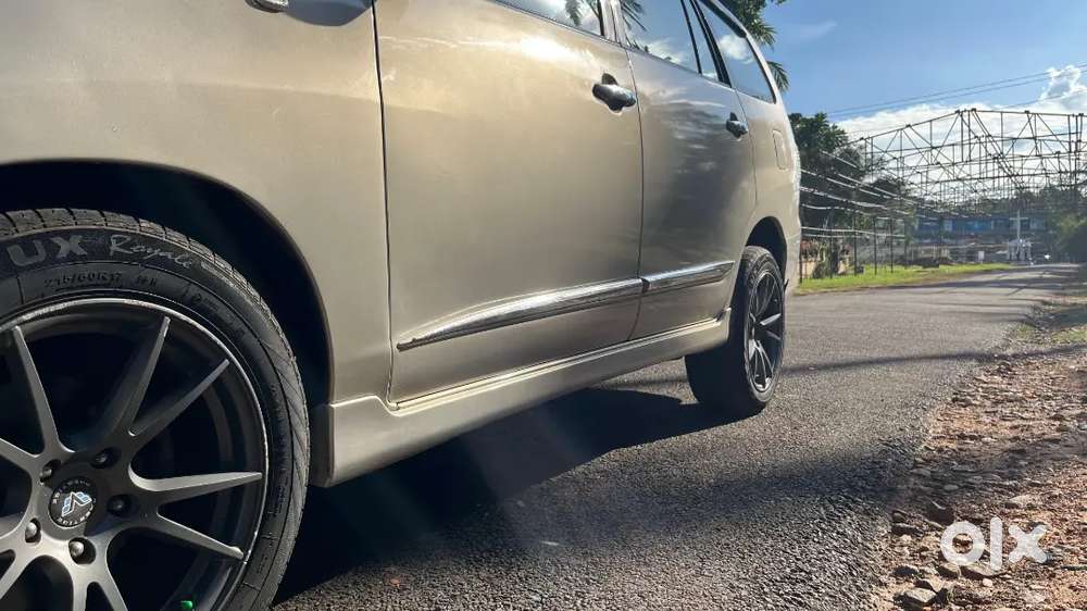 Toyota Innova 2.5 G 2016
