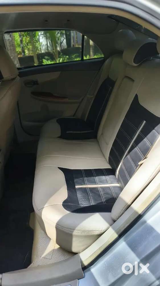 Toyota Corolla Altis 2010