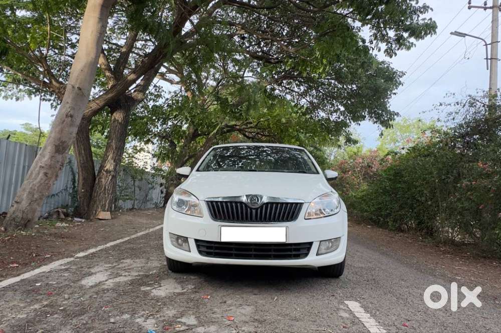 Skoda Rapid Diesel Automatic  White  Well Maintained  Tn37