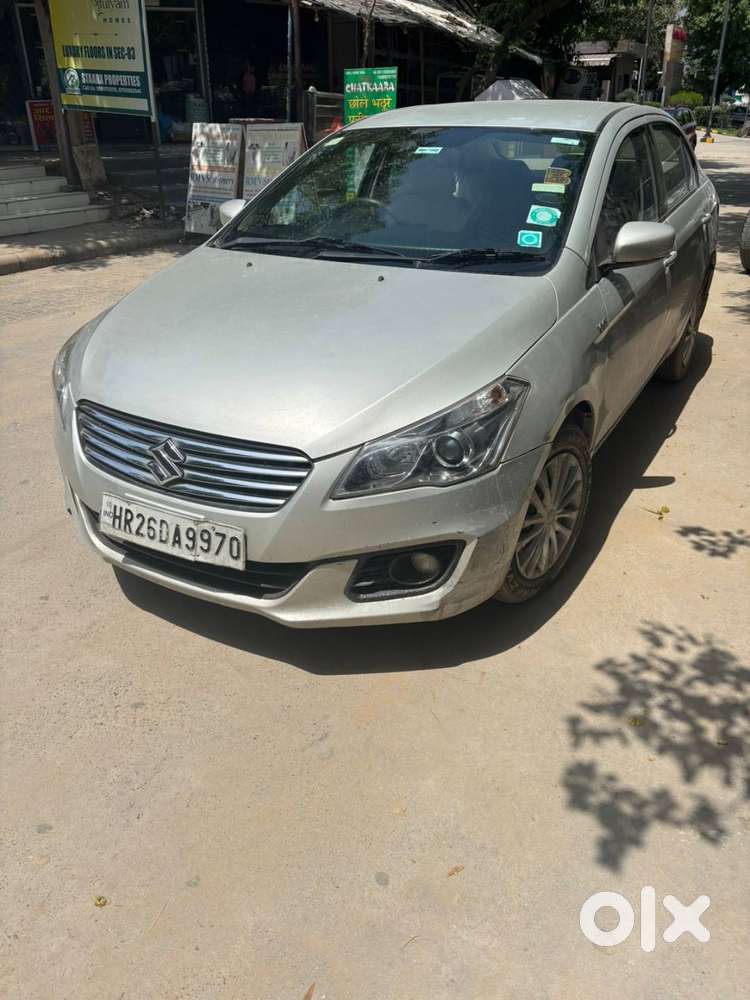 Silver Ciaz Vxi