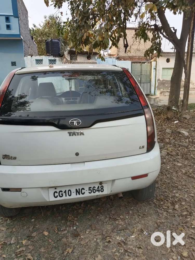 New कंडीशन में है गाड़ी