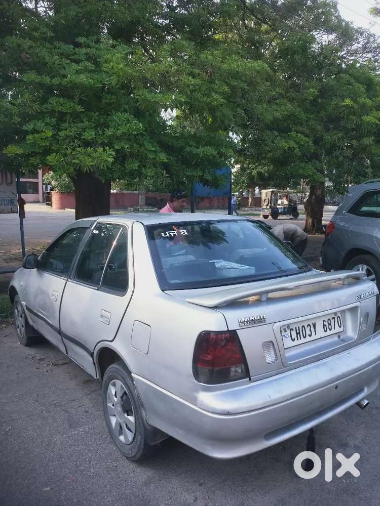 Maruti Suzuki Esteem 2006