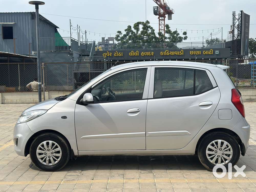 Hyundai I10 Sportz At, 2013, Petrol