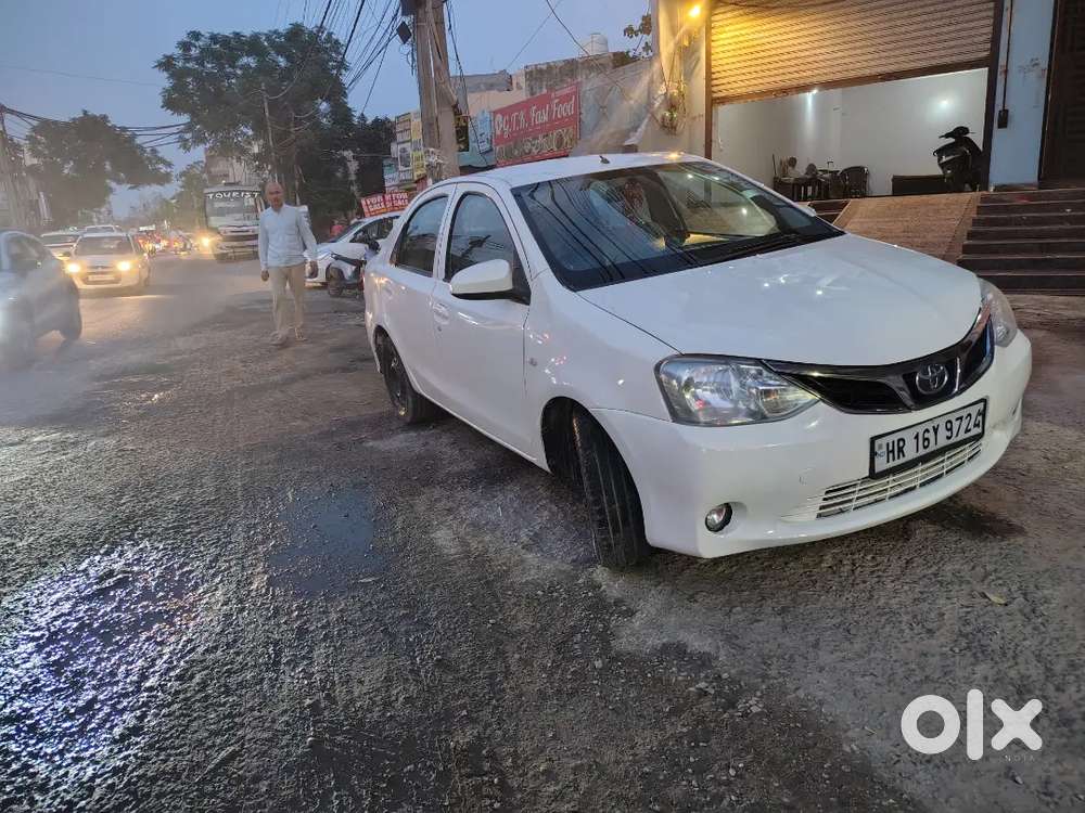 Toyota Etios 2016 Cng & Hybrids 80000 Km Driven