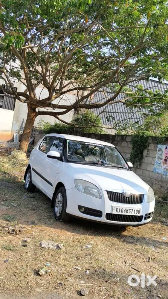 Skoda Fabia Ambiente 2009 Petrol, Km Driven 105200
