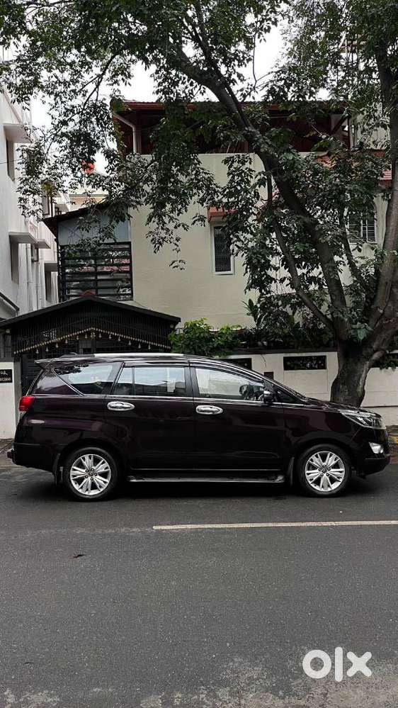 Toyota Innova Crysta 2.8 Zx At 7 Seater, 2019, Diesel