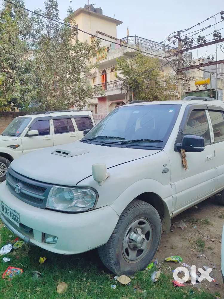 Tata Safari Dicor 2011
