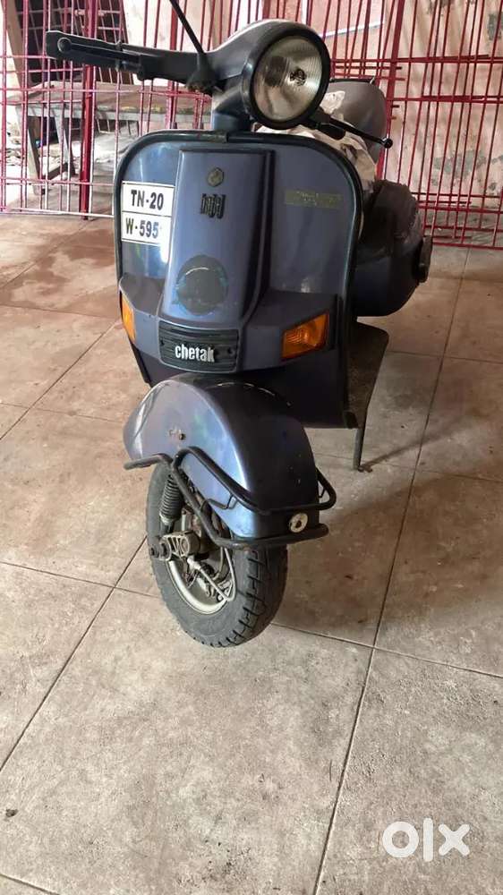 Chetak Scooter Old Chetak 150 Scooter Old Model Vintage Bajaj