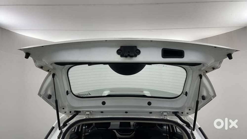 Tata Nexon 1.2 Revotron Xza Plus, 2023, Petrol