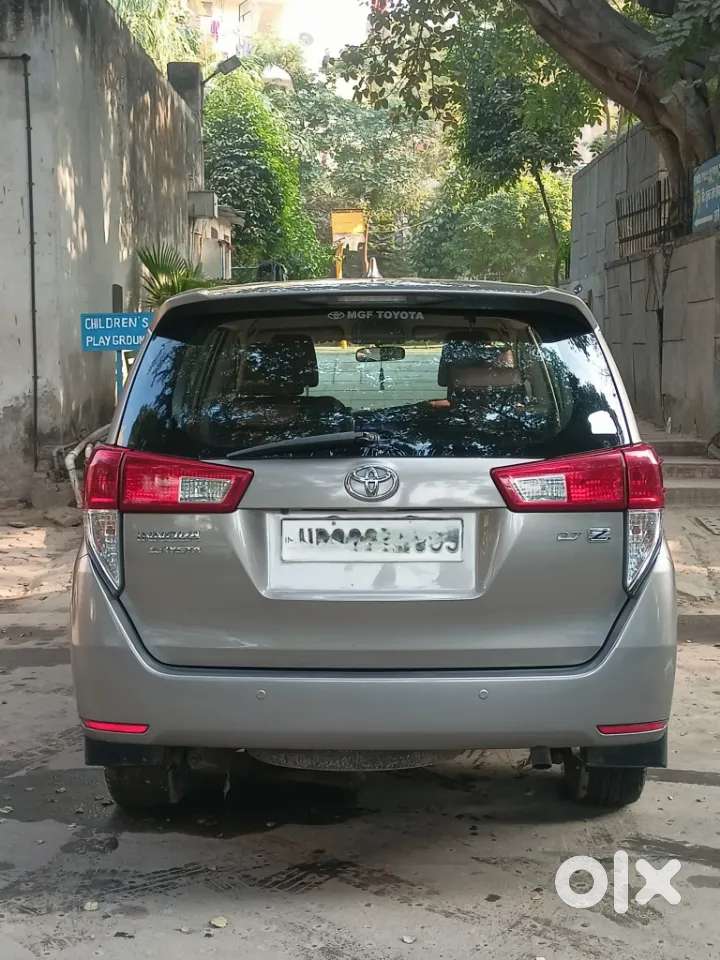 Toyota Innova Crysta [2020-ongoing] 2.7 Zx At 7 Str, 2016, Petrol