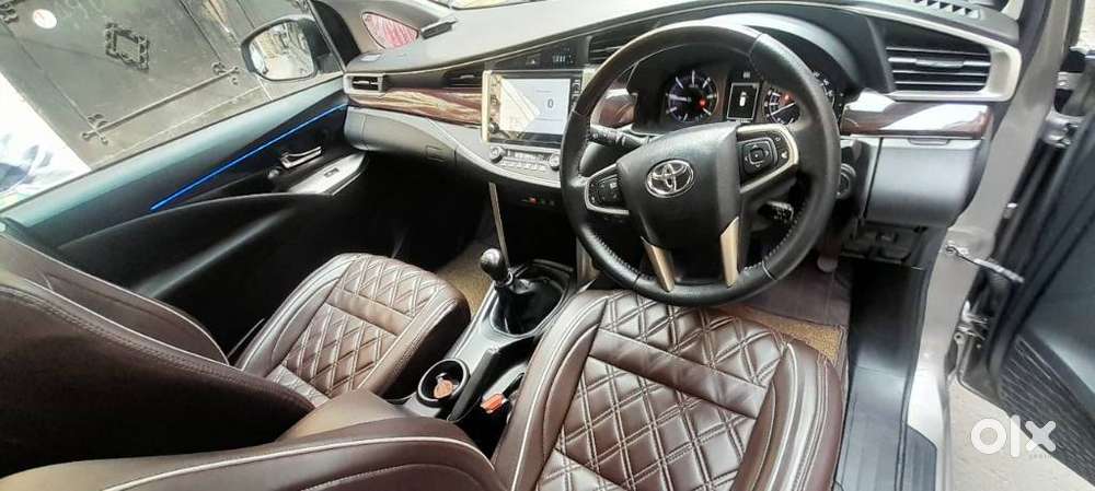 Toyota Innova Crysta 2.4 V 8 Str, 2023, Diesel
