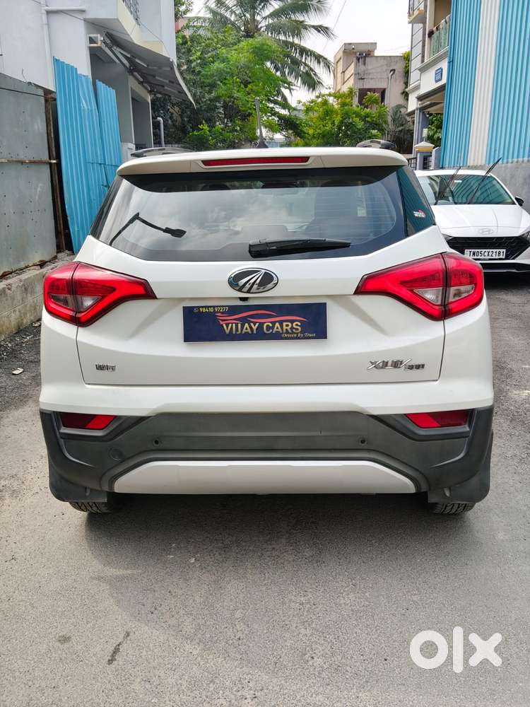Mahindra Xuv300 W8 Option Dual Tone Diesel, 2022, Diesel