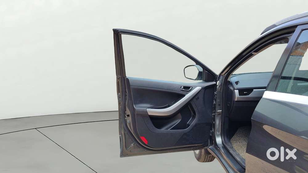 Tata Nexon 1.2 Revotron Xm (s), 2022, Petrol
