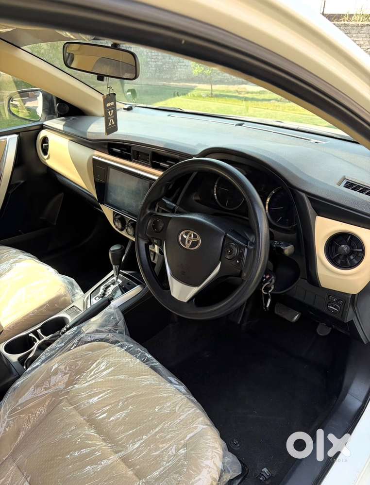 Toyota Corolla Altis 2018 Petrol Well Maintained
