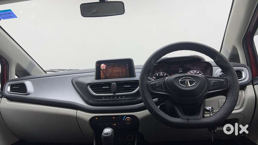 Tata Altroz 1.2 Xm Plus, 2022, Petrol