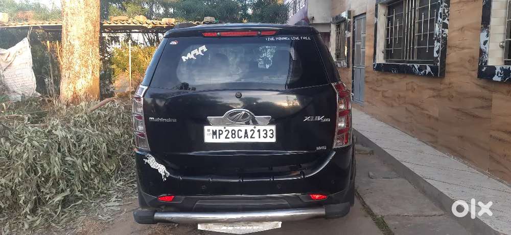 Mahindra Xuv500 2015 Diesel 93500 Km Driven