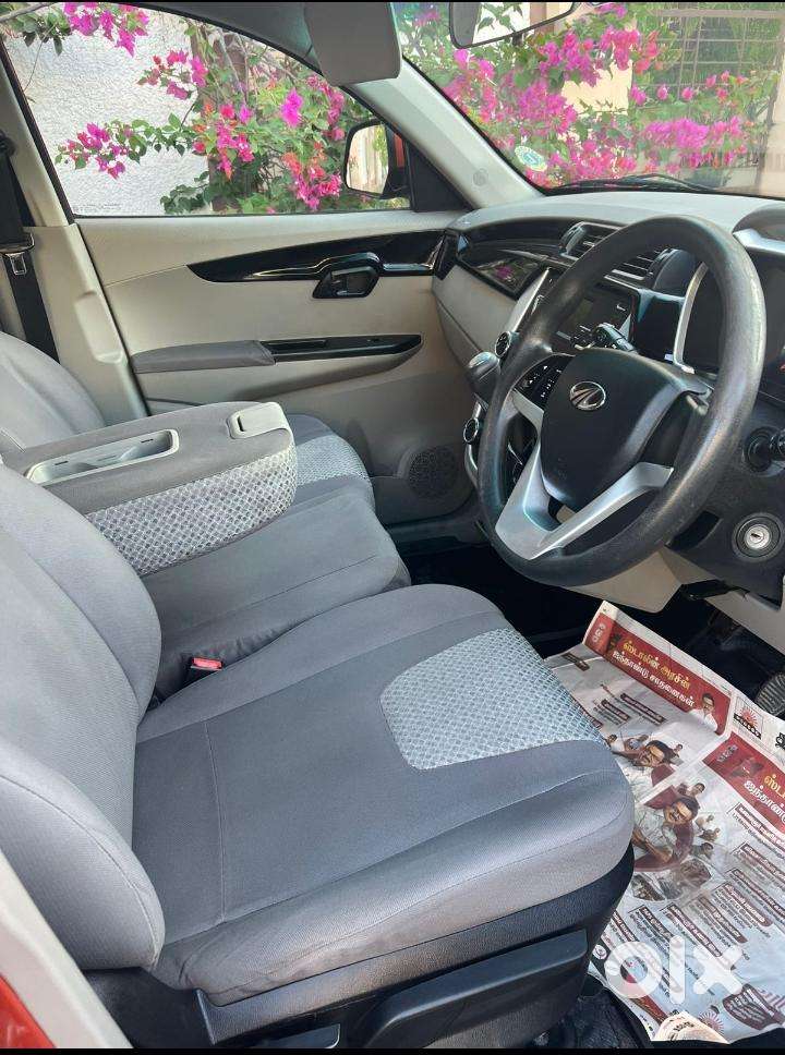 Mahindra Kuv 100 K8 5str, 2016, Petrol
