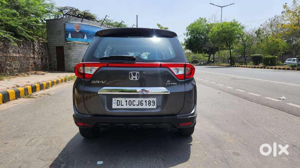 Honda Br-v I-vtec V Cvt, 2017, Petrol