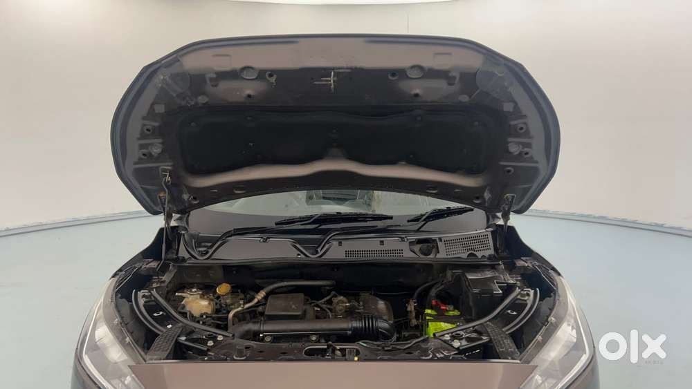 Nissan Magnite 1.0 Xv, 2021, Petrol