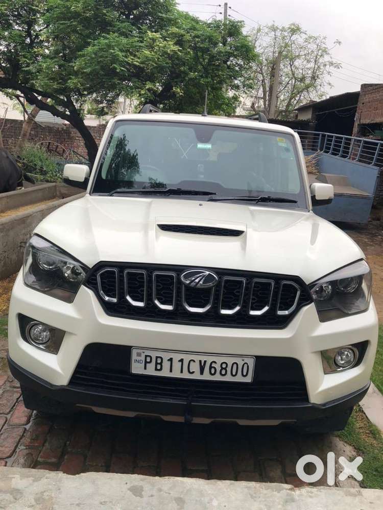 Mahindra Scorpio Classic 2019 Diesel 145167 Km Driven