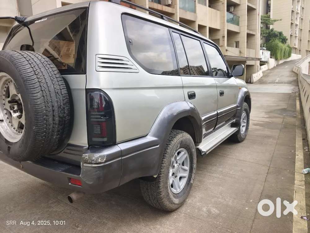 Toyota Land Cruiser Prado 2000 Petrol 85000 Km Driven