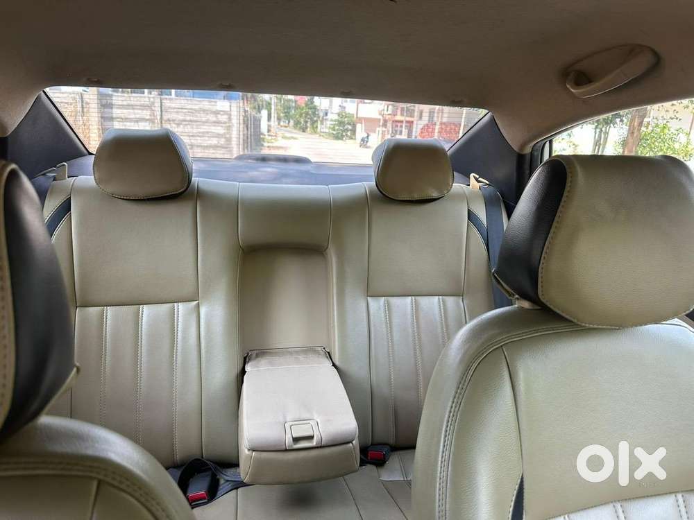 Hyundai Fluidic Verna 2014