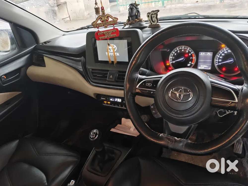 Toyota Glanza 2023 Petrol 44500 Km Driven Well Maintained Car
