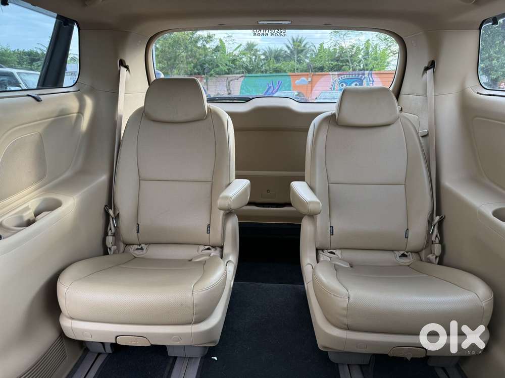 Kia Carnival Prestige, 2021, Diesel