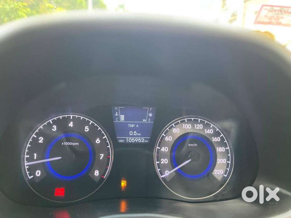 Hyundai Verna Vtvt 1.6 Sx, 2014, Petrol