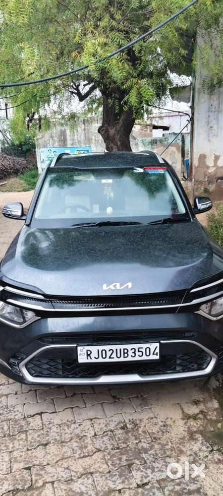Kia Carens Petrol 2023