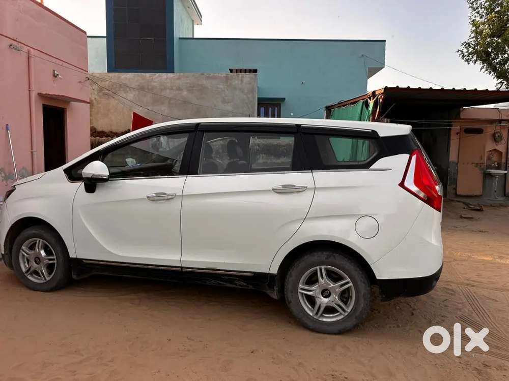 Mahindra Marazzo M6 2019 Diesel