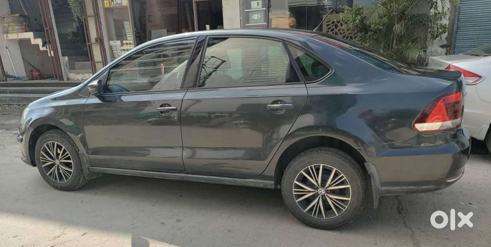 Volkswagen Vento 1.6 Highline, 2019, Petrol