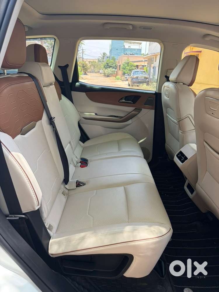 Mahindra Xuv700 Ax7 Diesel 2026
