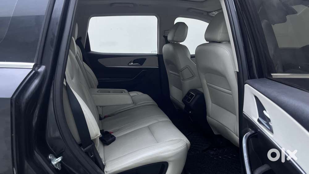Mahindra Xuv700 2.2 Ax 7 Diesel Mt Str, 2024, Diesel