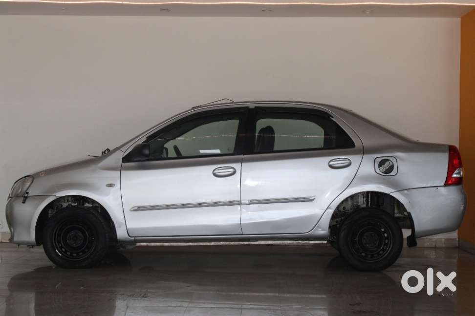 Toyota Etios 2010-2012 G, 2011, Petrol