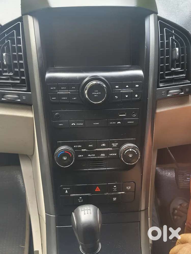 Pristine & Well-maintained Mahindra Xuv500 W8 (7-seater)