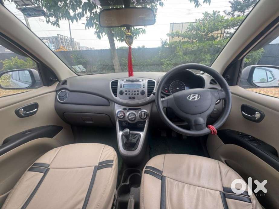 Hyundai I10 Sportz, 2015, Petrol