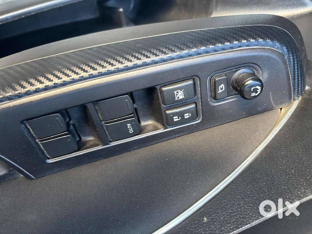 Maruti Suzuki Swift Zxi Plus, 2019, Petrol
