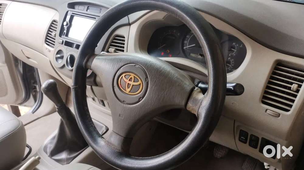 Toyota Innova 2.5 Gx 2011